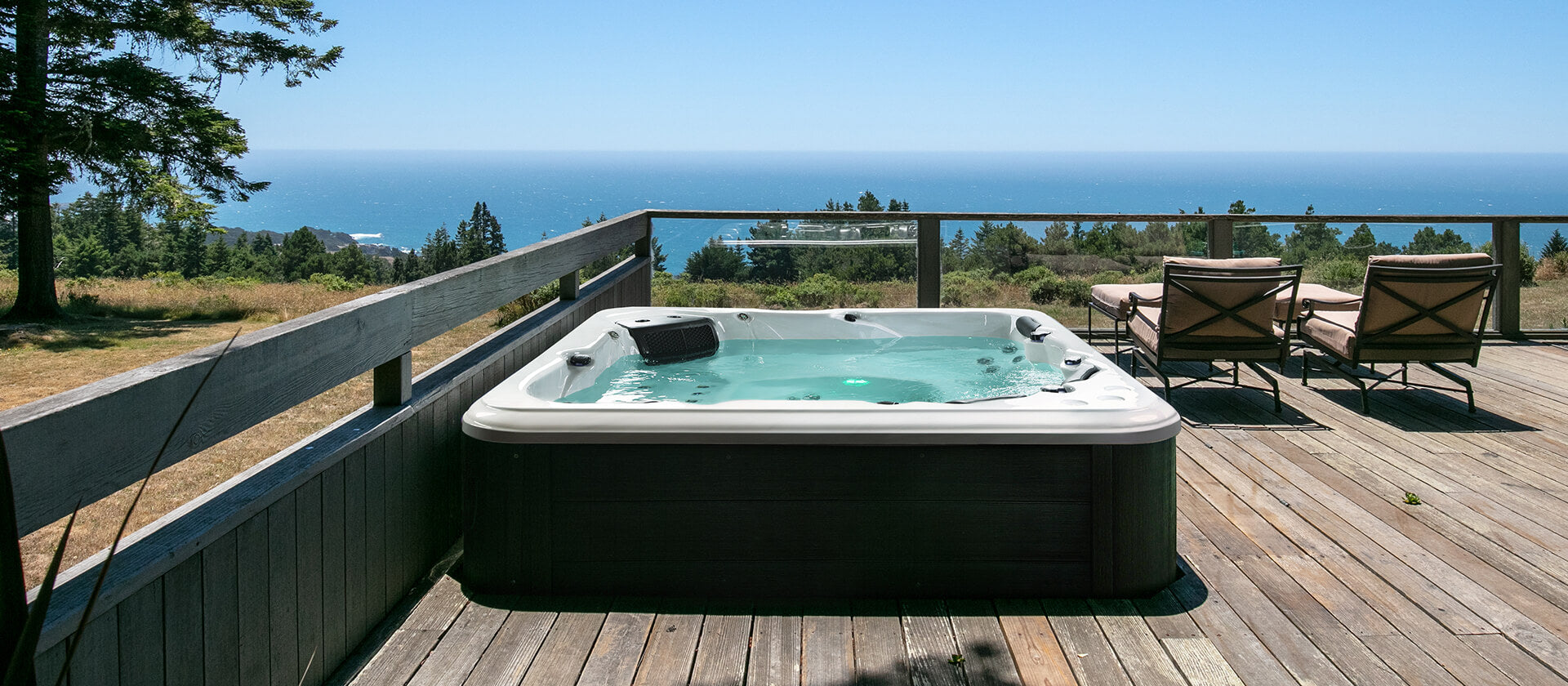Decking Around Your Hot Tub: Design Ideas for a Stunning Backyard Retreat
